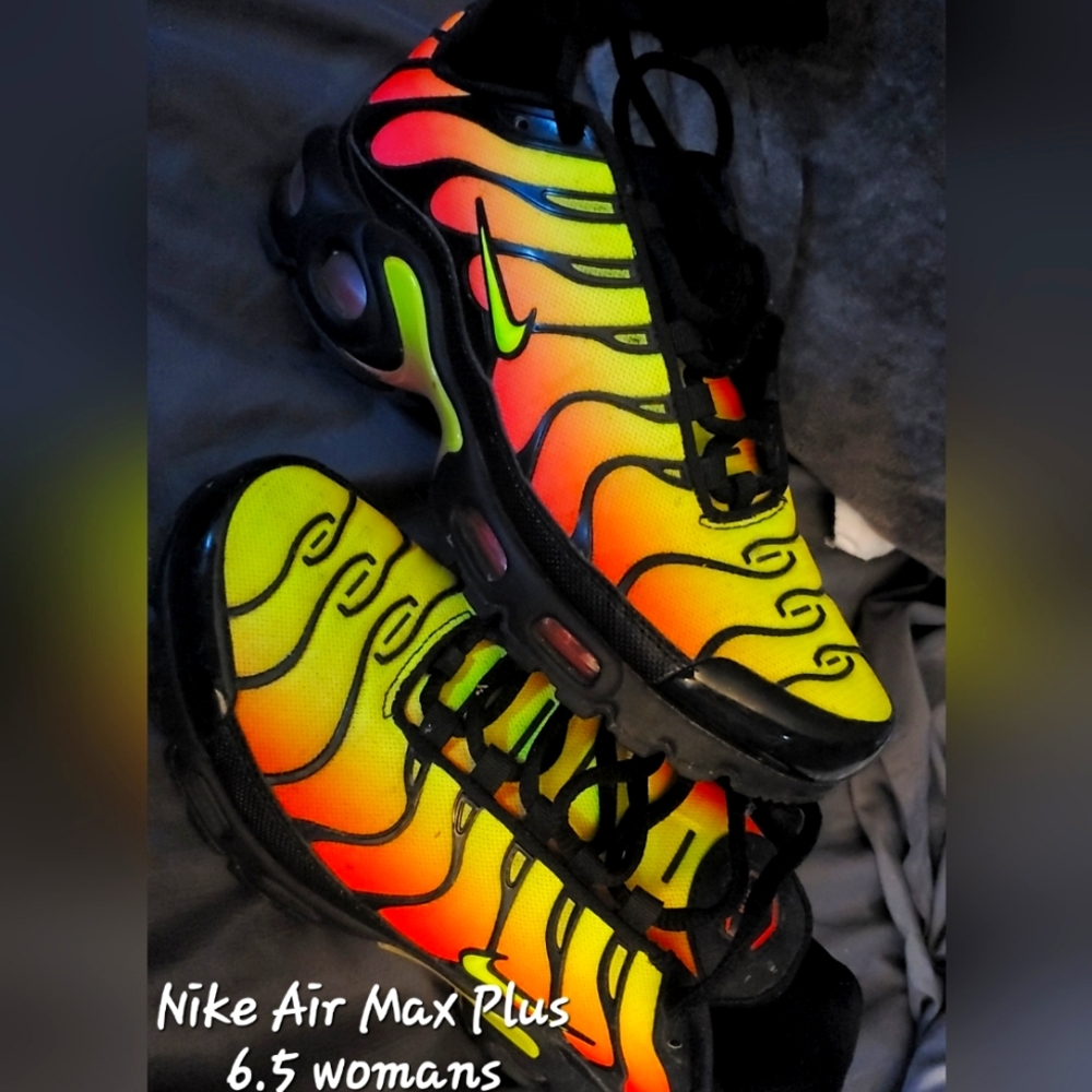 Womens Nike Air Max Plus